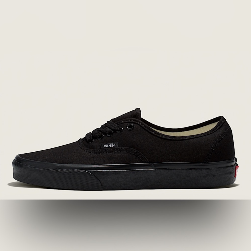 Vans Black Sneakers Canvas Low-Top size 6.5